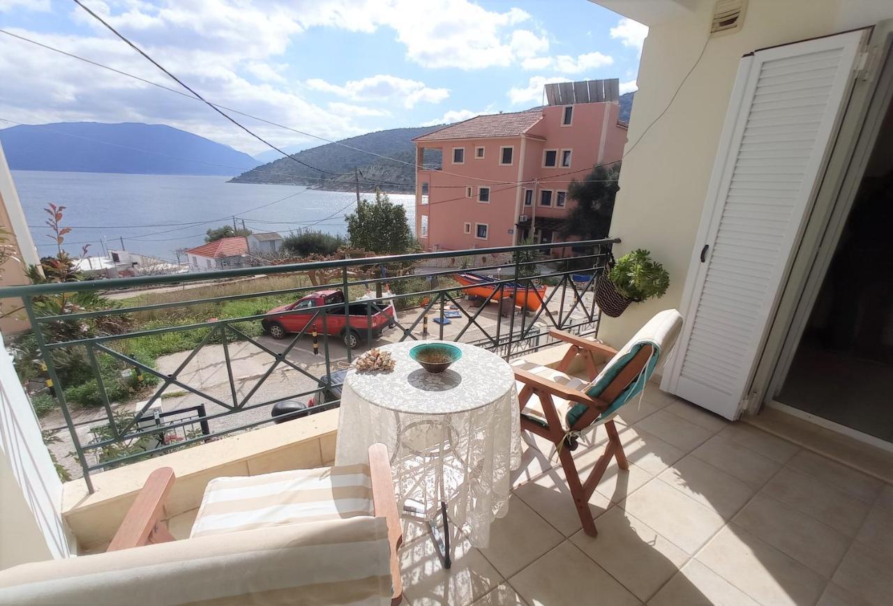 G Apartment In Agia Efimia Екстер'єр фото